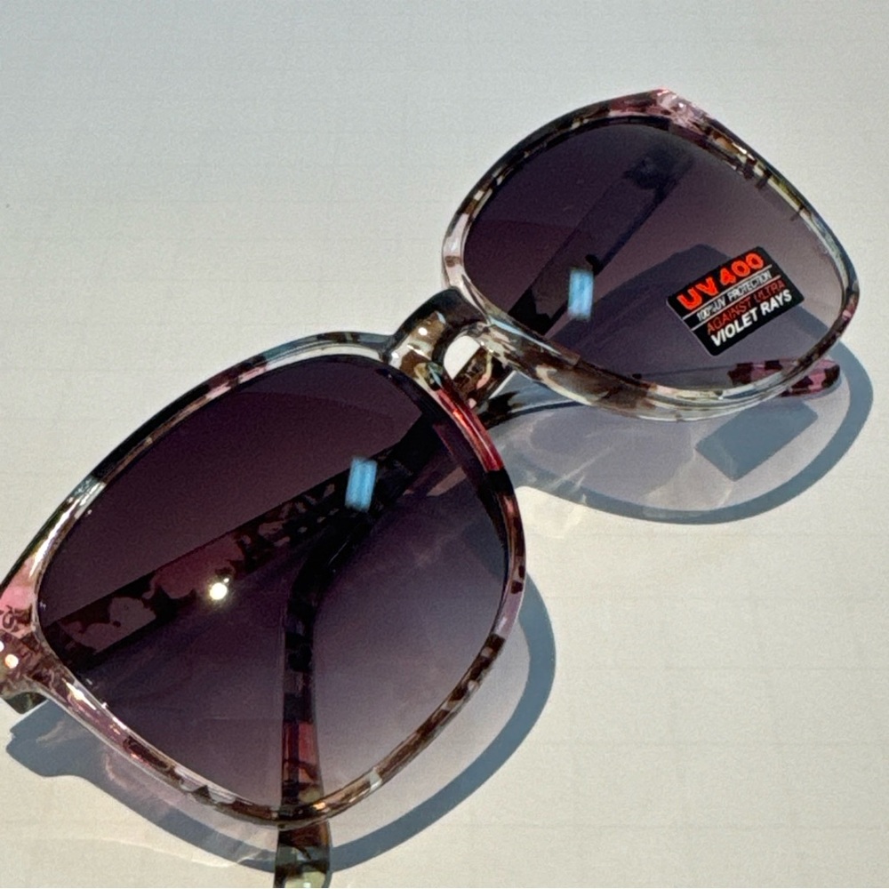 Fashion Women’s Sunglasses 100%UV gradient lenses NEW